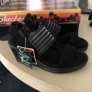 Skechers Cali with Memory Foam